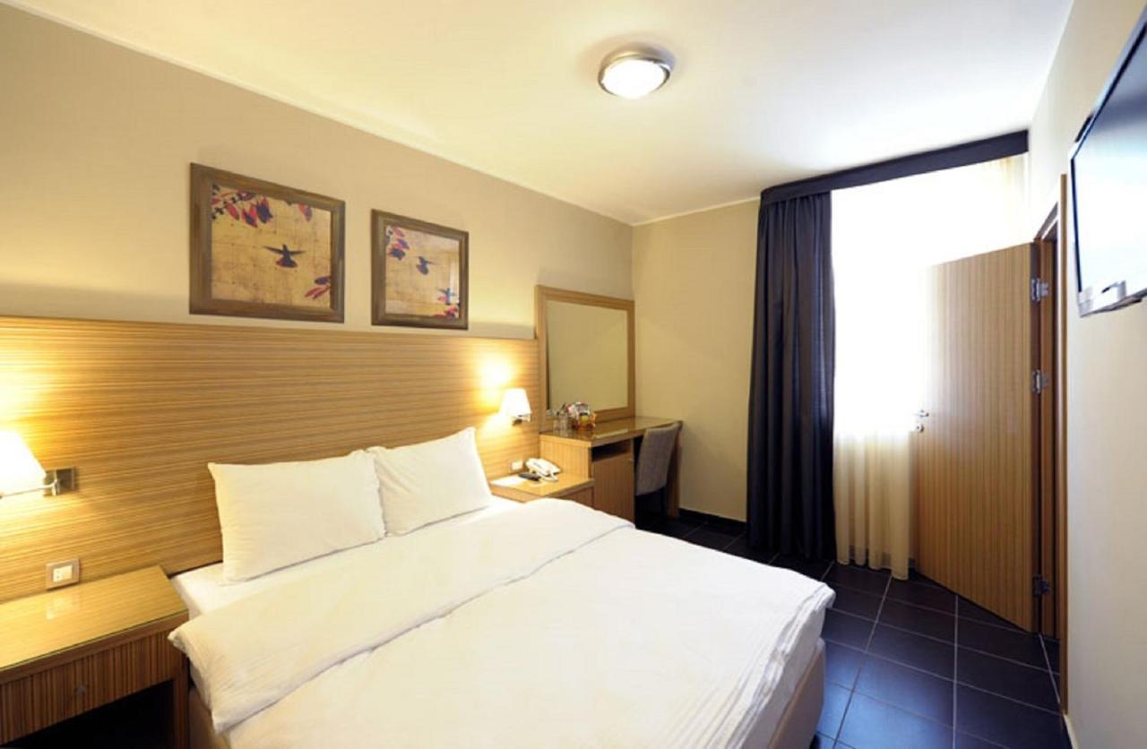 Hotel 1000 Ruza Beograd Eksteriør billede