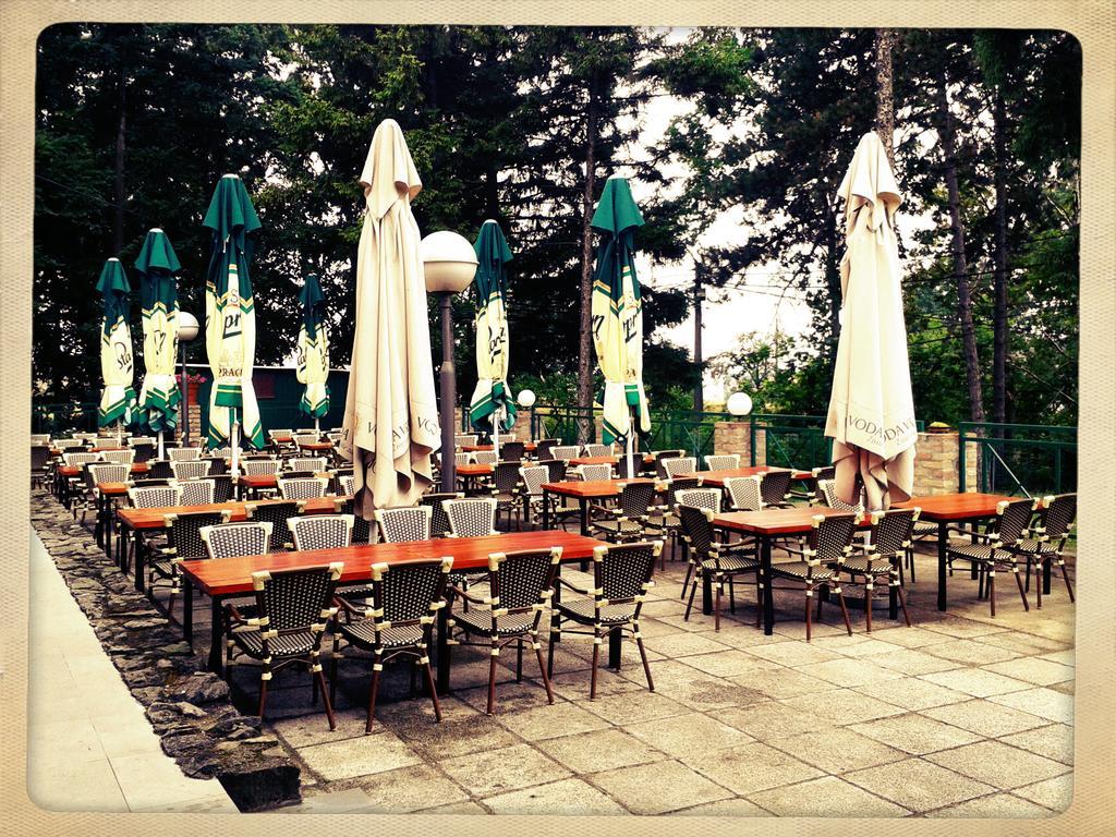 Hotel 1000 Ruza Beograd Eksteriør billede