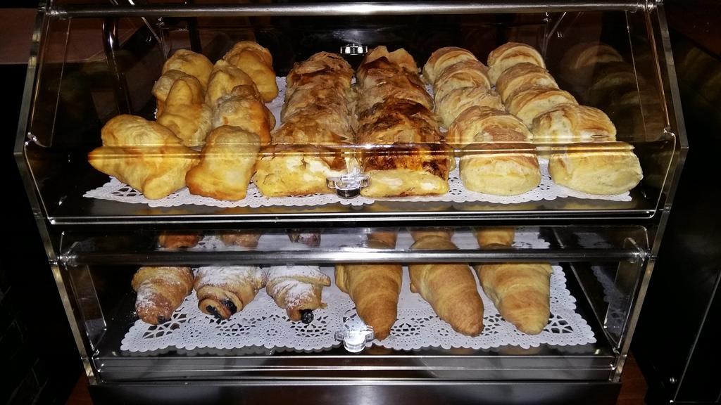 Hotel 1000 Ruza Beograd Eksteriør billede
